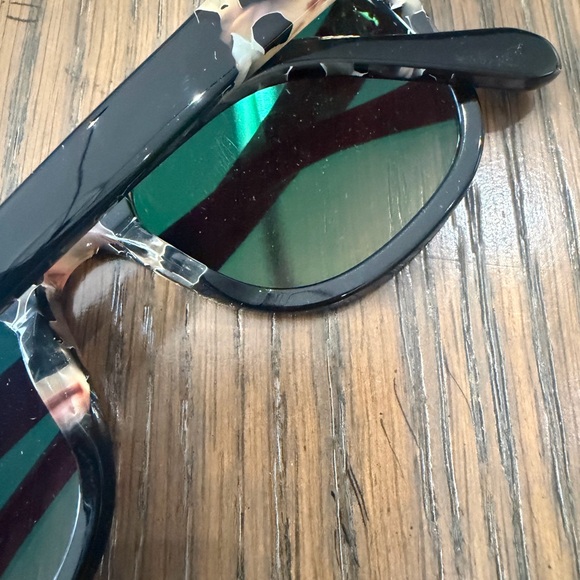 Krewe Sunglasses - Picture 6 of 7